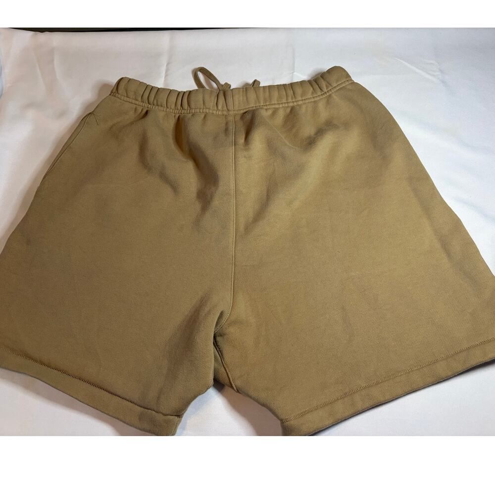 Fear of God ESSENTIALS Fleece Sweat Shorts Tan Taupe Logo Men’s Med - Picture 2 of 4